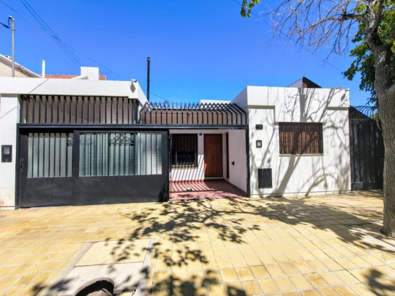 🔶 Habitar Venta 🔶 Casa Capital - Amplia Casa A 200m De Plaza Desamparados. Joaquín V. Gonzalez 187(s)