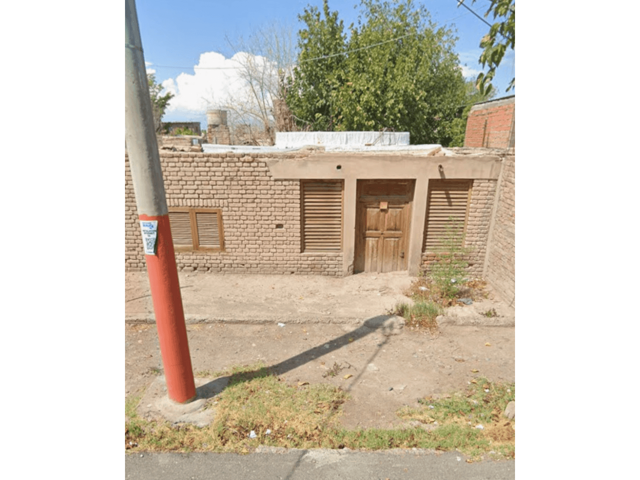 Vendo Lote - Casa Precaria