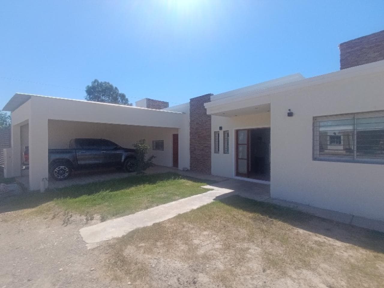 Alquiler. Casa En Barrio Cerrado