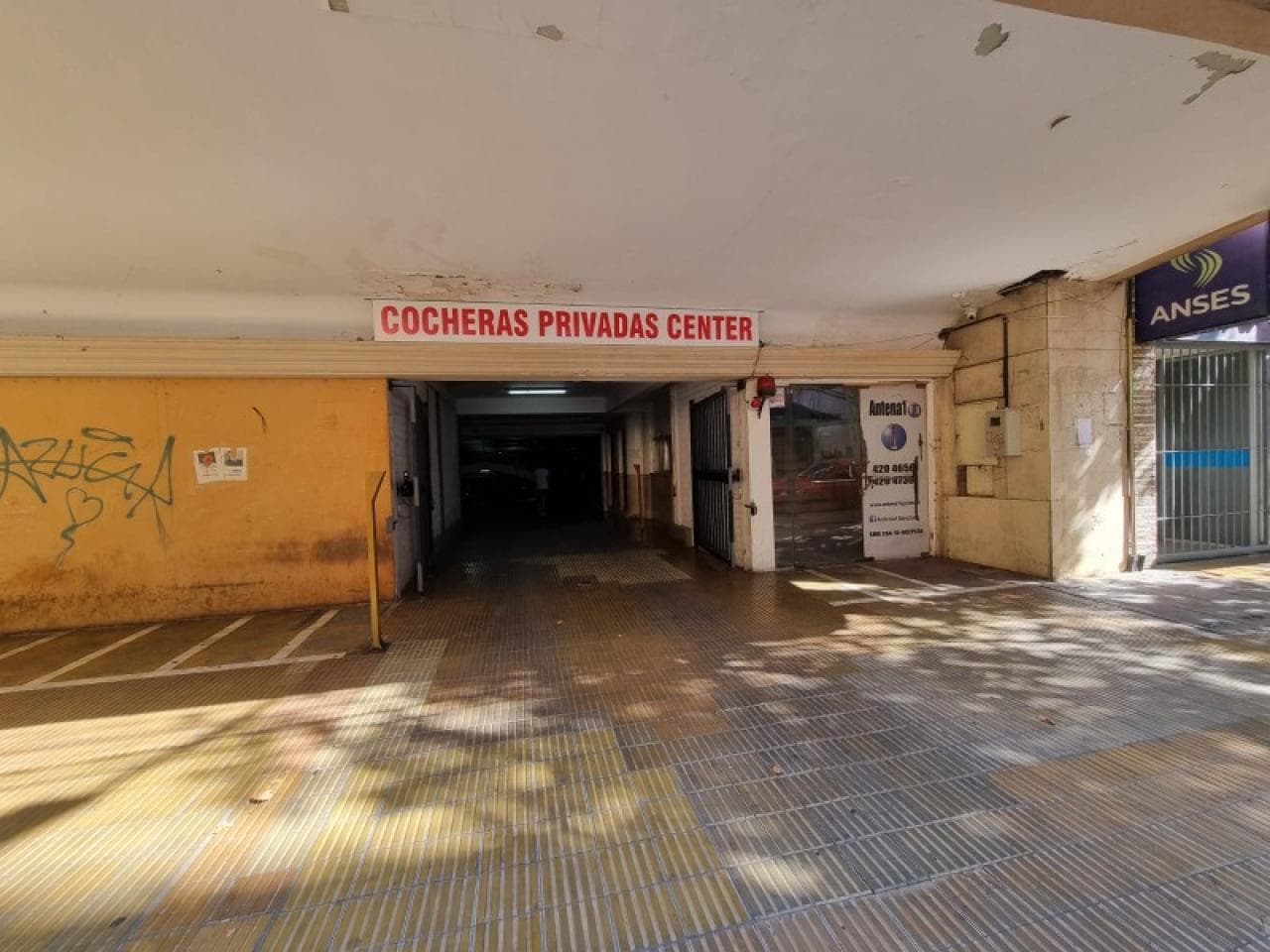 Vendo Cochera En Capital