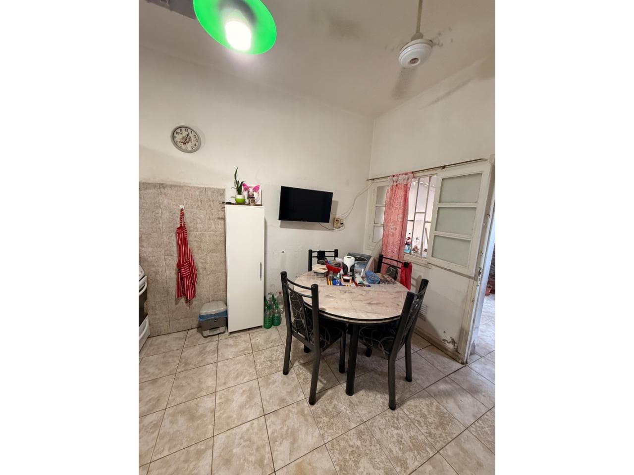 Venta. Casa Excelente Ubicación Calle Maipú Entre Salta Y España - Casa + 3 Departamentos De 1 Dormitorio.