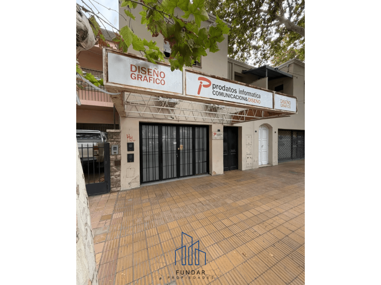 Venta - Importante Local Comercial En Pleno Centrico