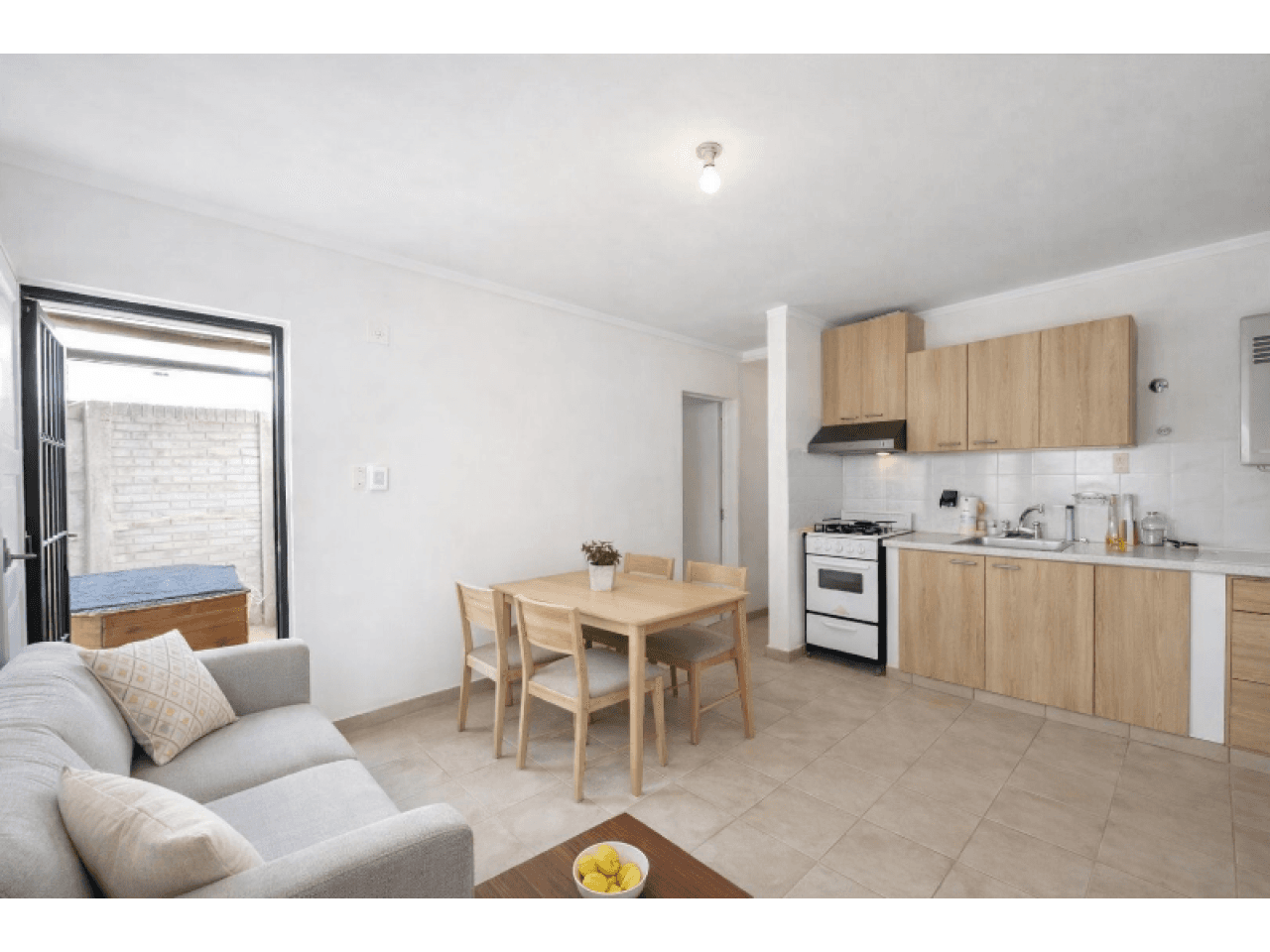 Venta. Casa, 2 Dormitorios. Barrio Luz Y Fuerza Iv - Pocito