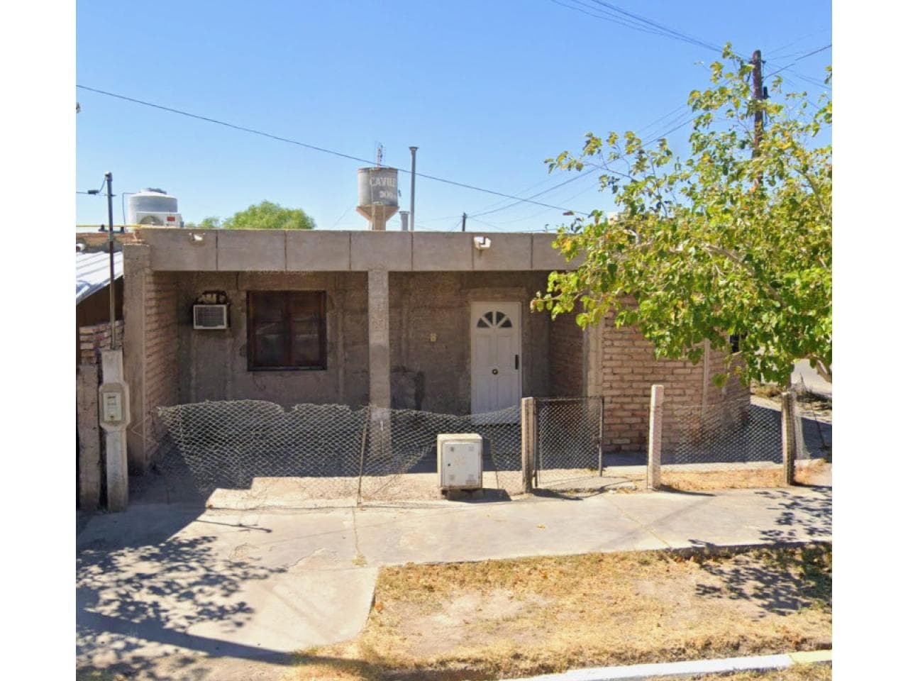 Casa En Esquina 3 Dormitorios  Buena Ubicación En Villa Krause (rawson)