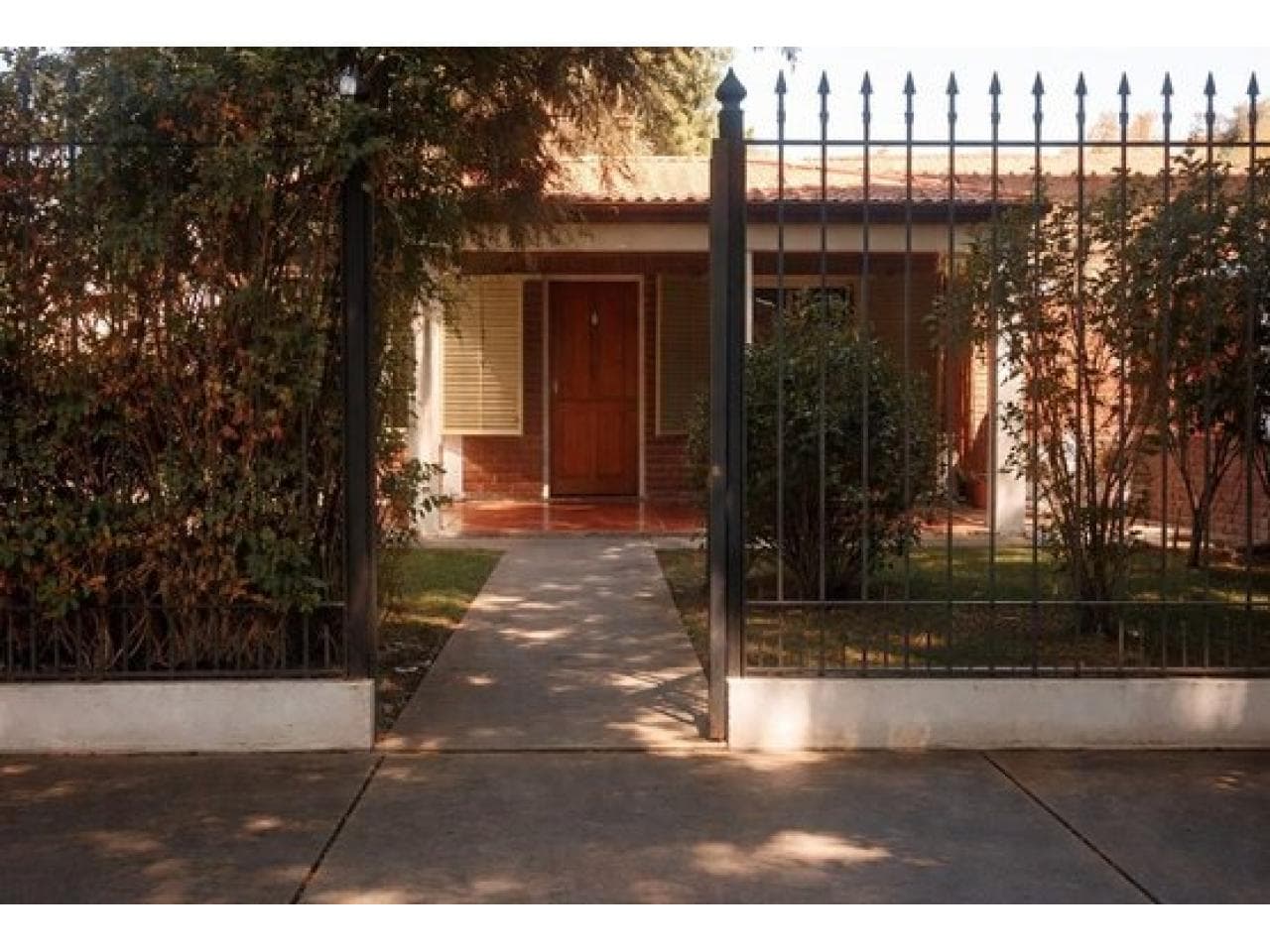 Venta Casa 3 Habitaciones. B° Orlando Marino, Rivadavia. Mls#420981171-8