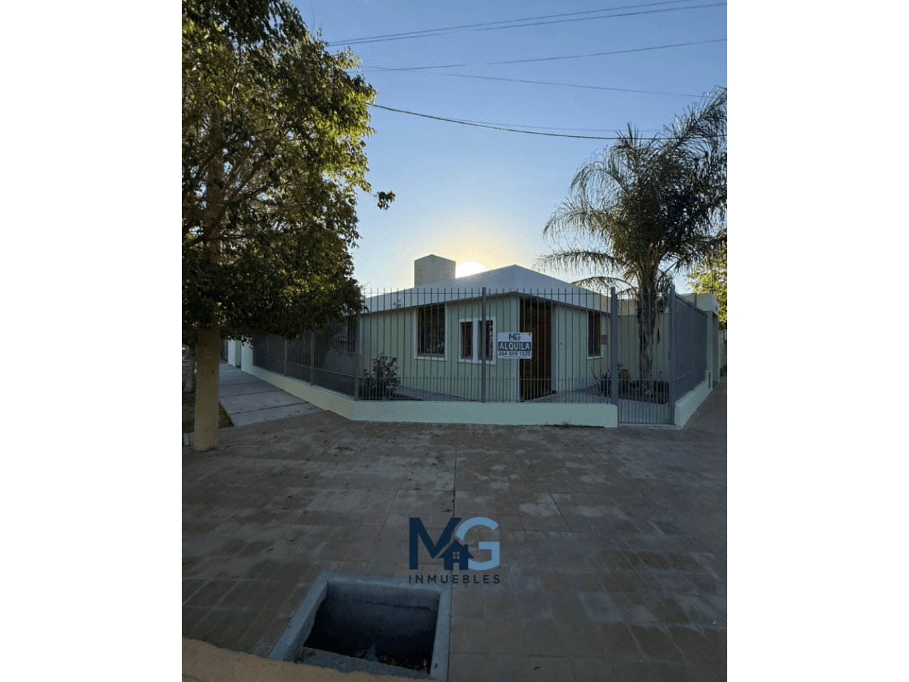 🏡 Alquiler Importante Casa Esquina 2 Habitaciones. Capital 🏡