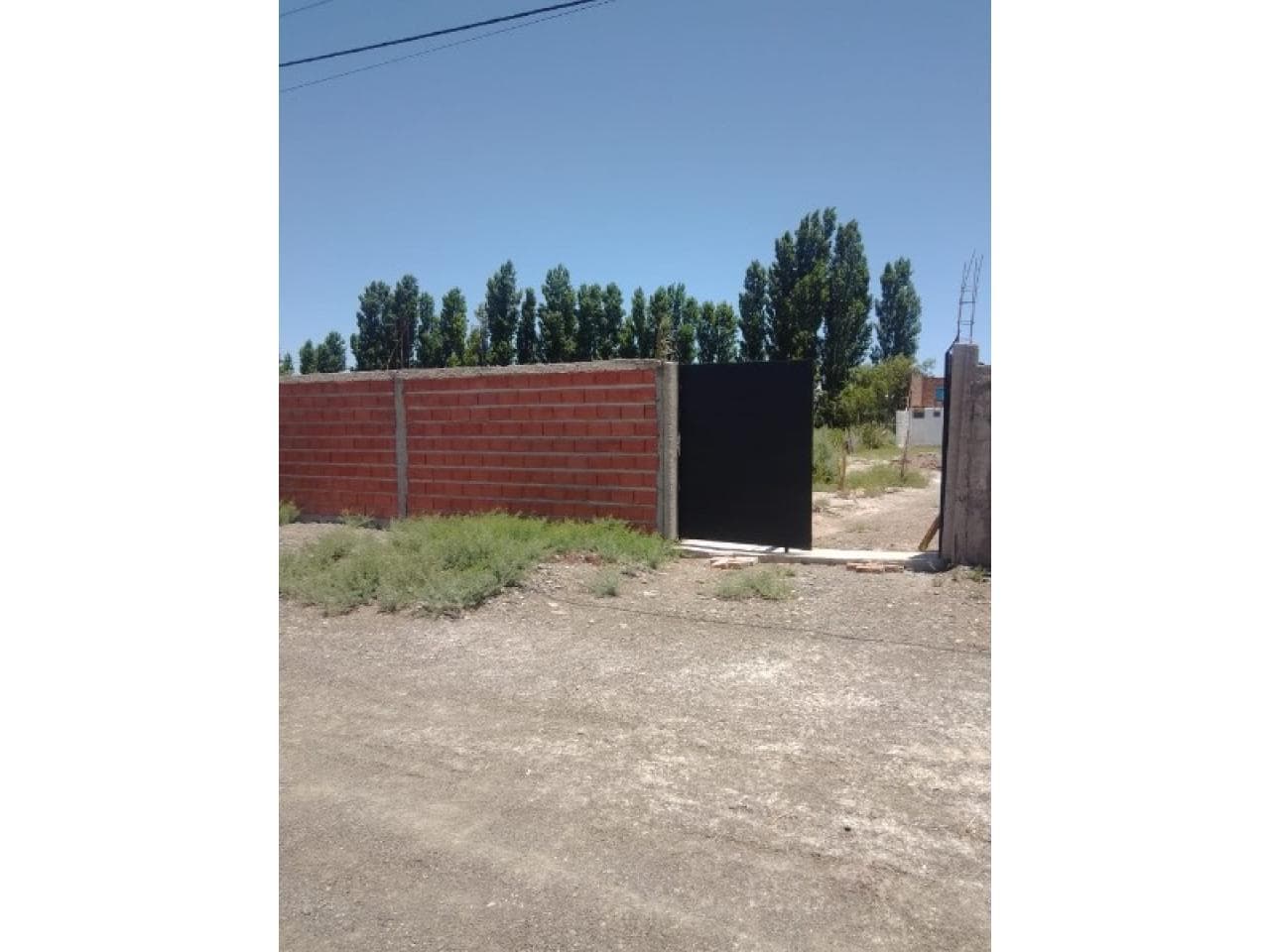 Venta De Casa, 2 Dormitorios En La Puntilla. San Martin