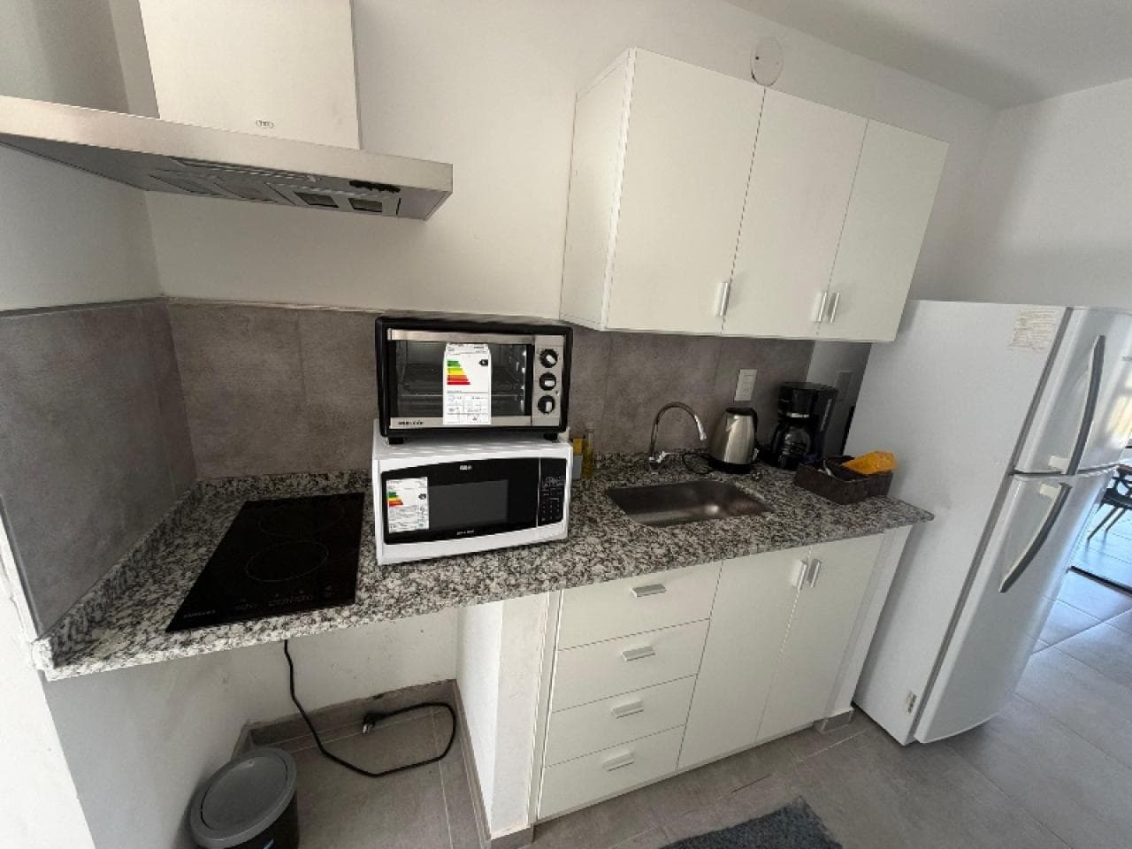 Vendo Departamento De 2 Dorm. Centro  A Estrenar. Entre Rios Y San Luis. Capital