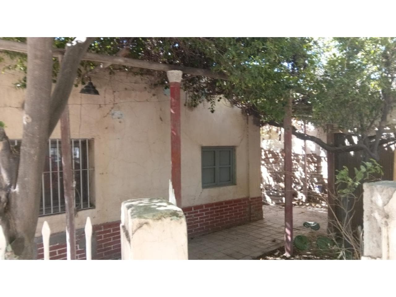 Venta. Casa, 2 Dormitorios. En Santa Lucia Excelente Zona