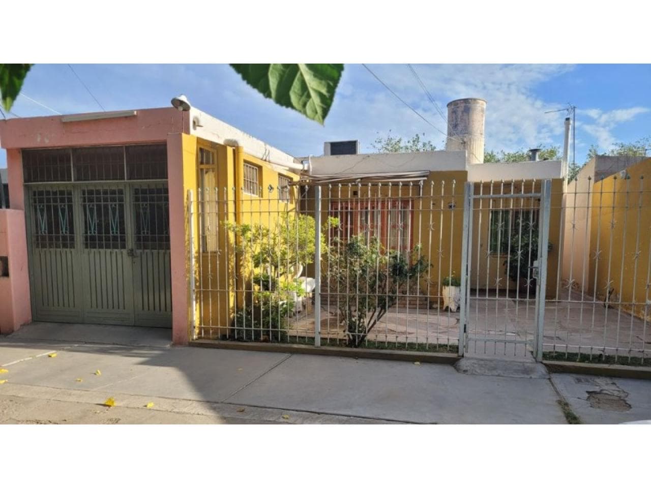 Casa Uso Recidencial Y Comercial