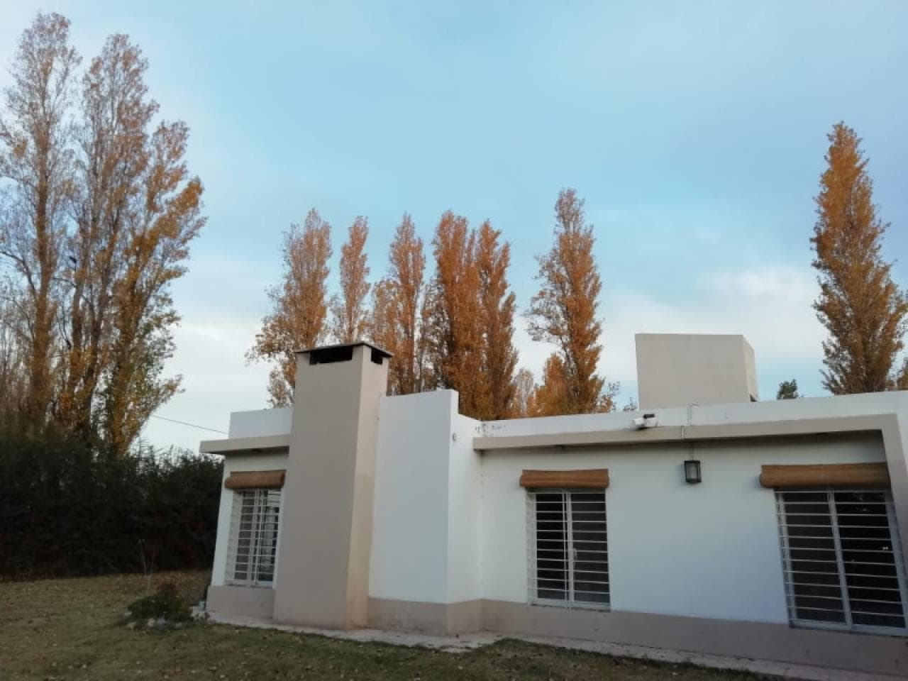 🏡 Alquiler Casa  3 Dormitorios + Piscina + Cochera. Santa Lucia