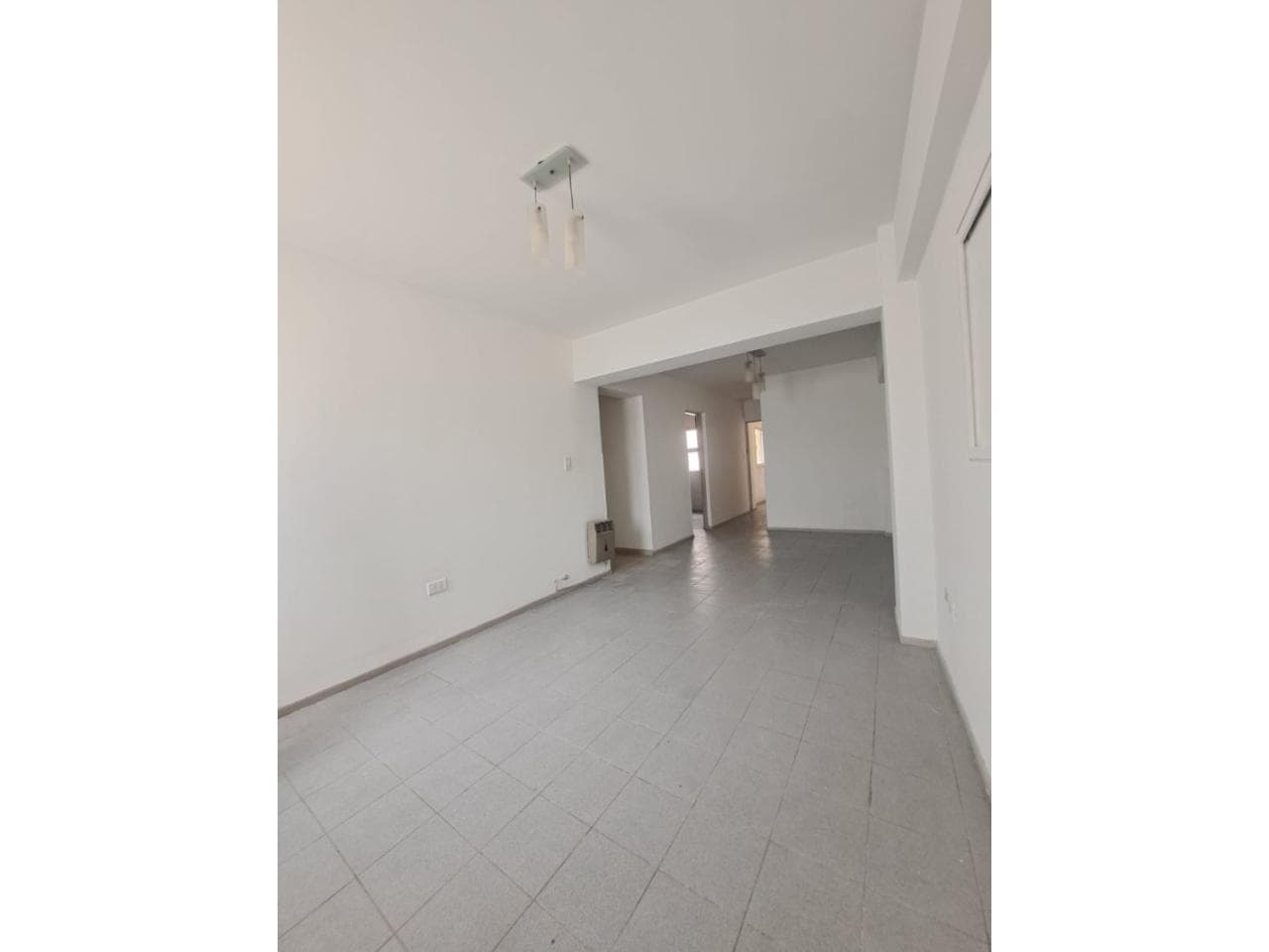 Venta De Departamento 03 Habitaciones. Capital