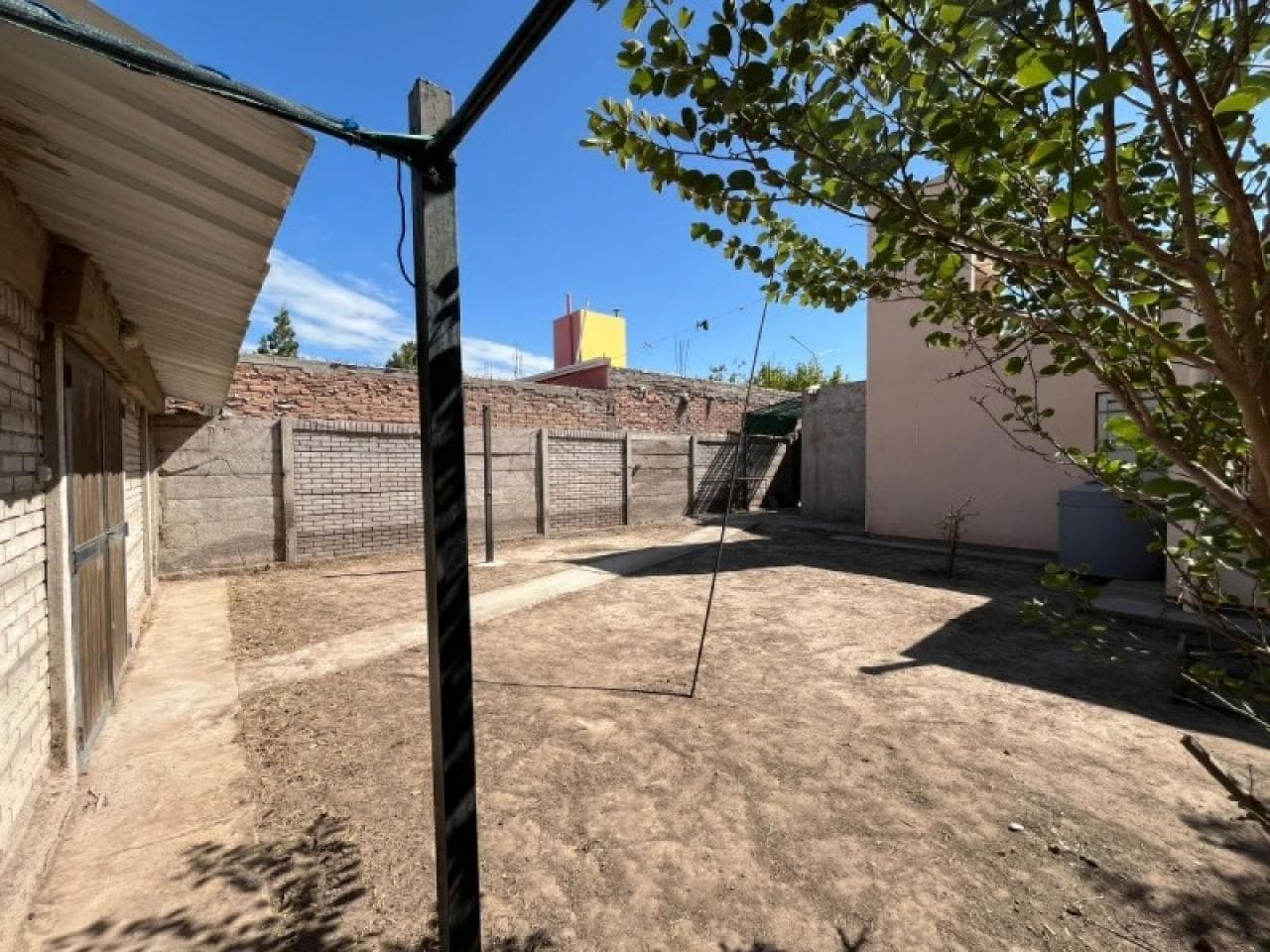 Venta Casa De 2 Dormitorios En Pocito.