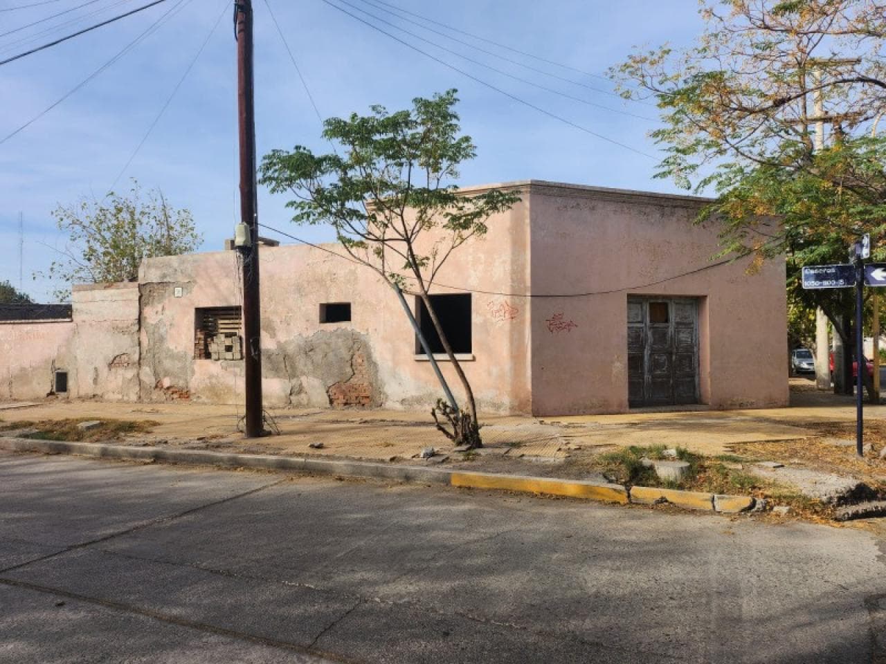 Venta Esquina 212m2 - Capital