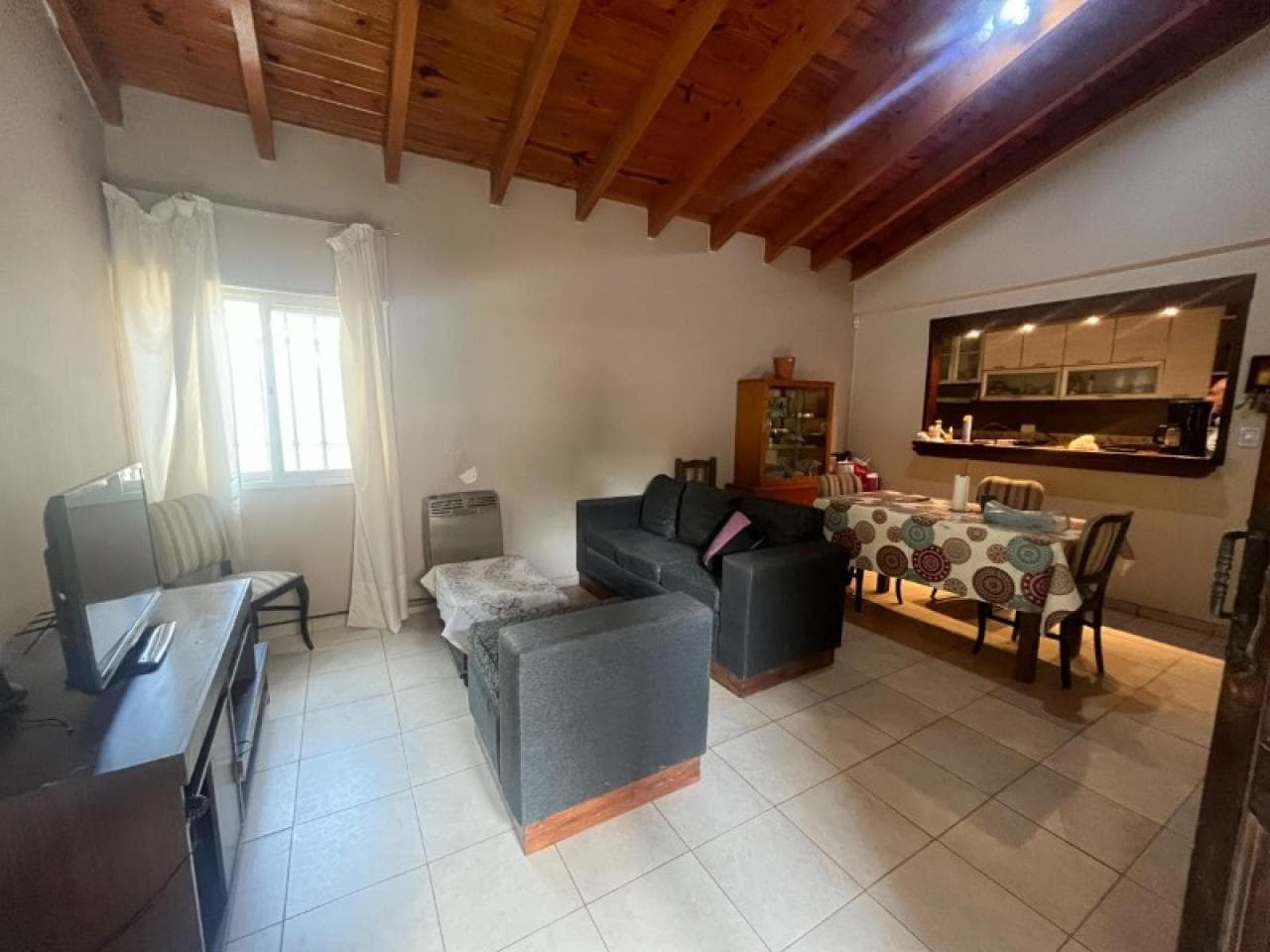 Liquidamos Casa 3 Dormit. Remodelada , En Calle Meglioli A Mts. De Av. Libertador - Rivadavia.-