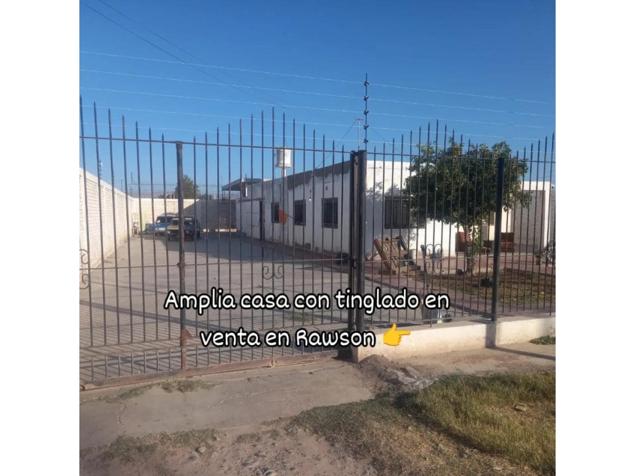 Amplia Casa Con Tinglado En Venta