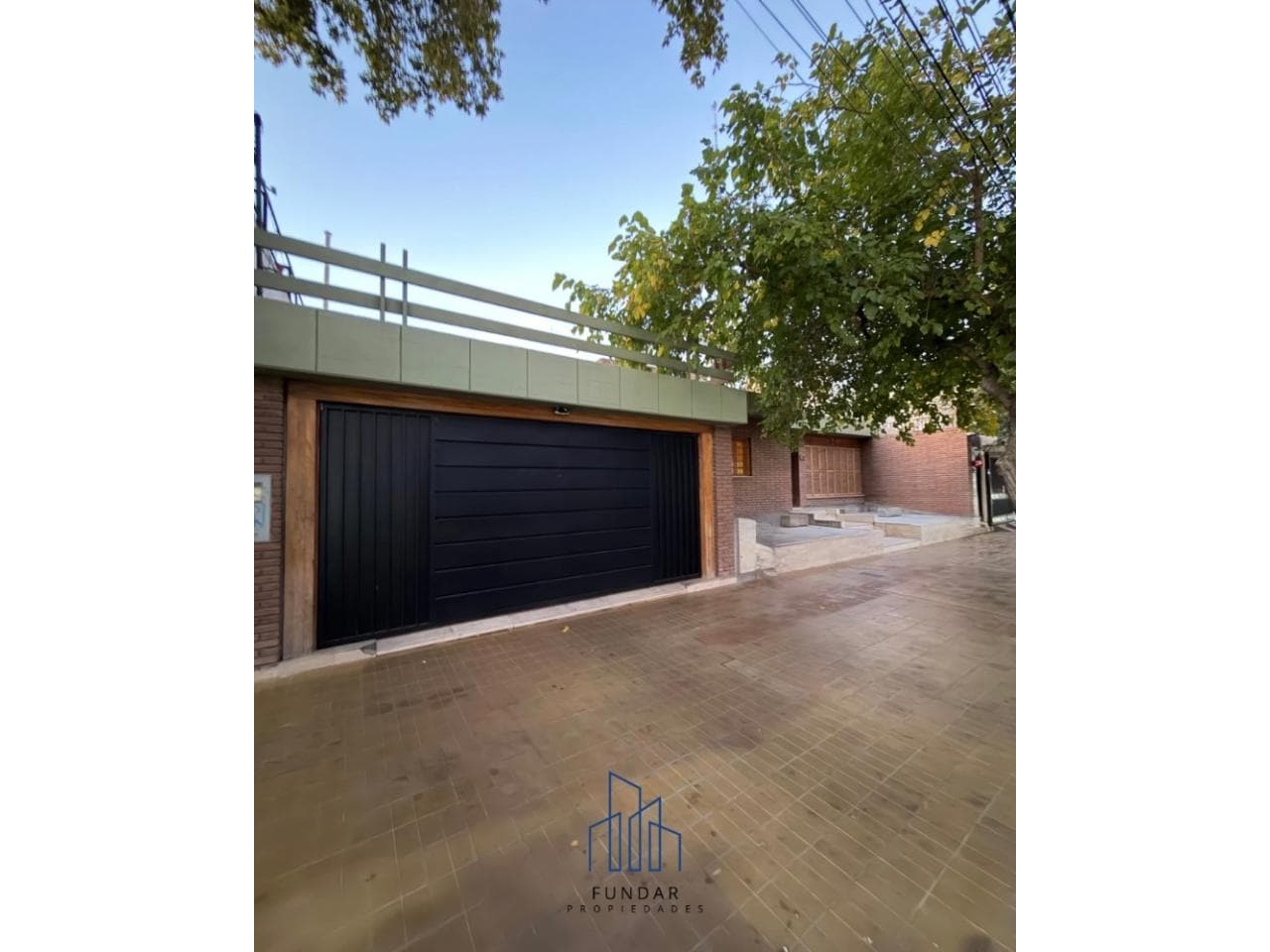 Se Vende Casa De Categoria En Calle 9 De Julio Y Catamarca