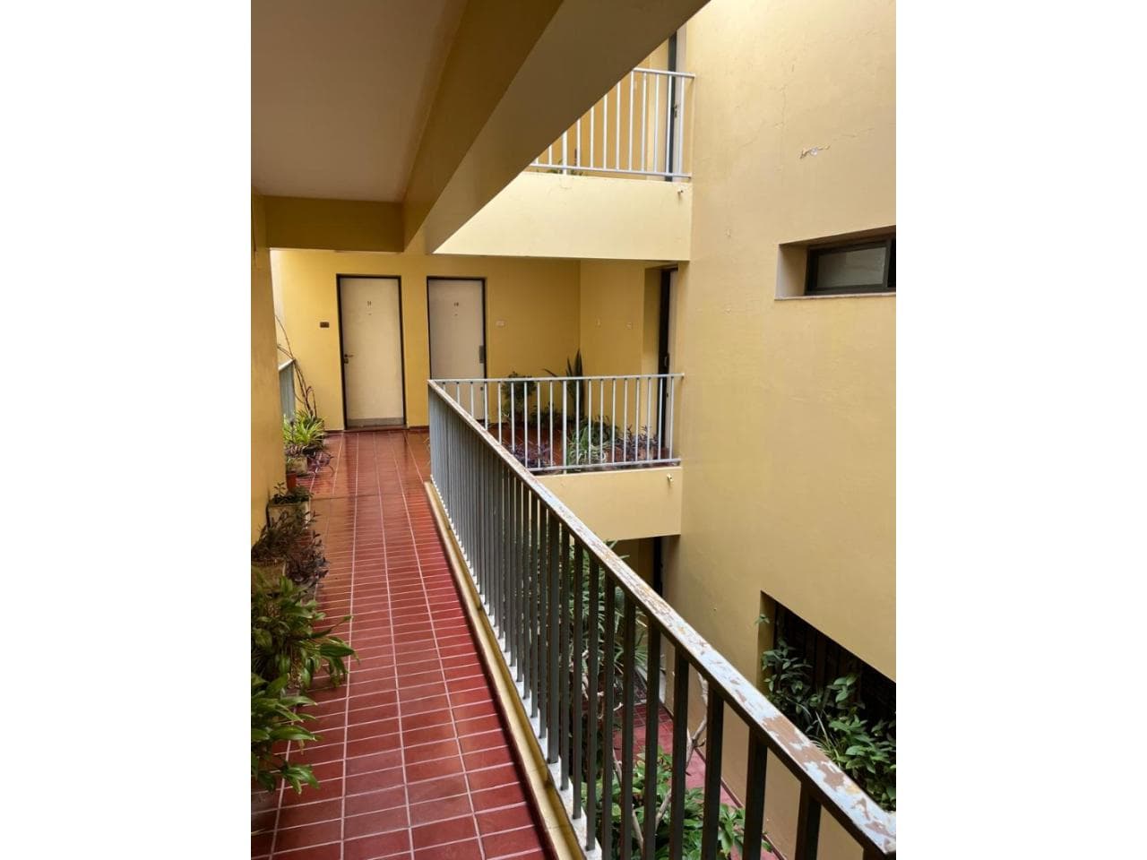 Venta. Departamento, 3 Dormitorios Con Balcón En Consorcio 9 De Julio. Capital
