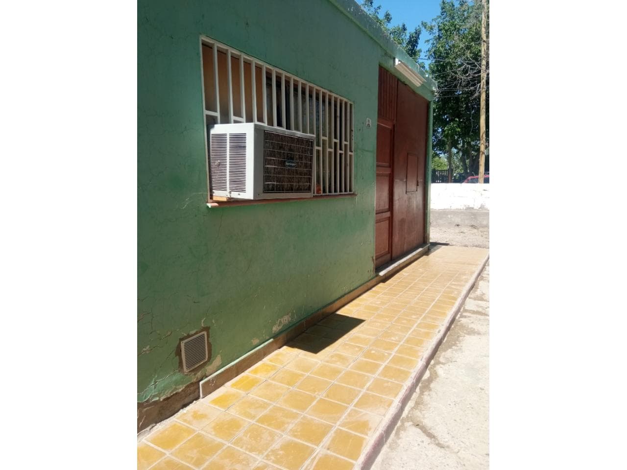 Venta Casa Tres Dormitorios Santa Lucia Calle Adán Quiroga A Dos Cuadras De Av Libertador