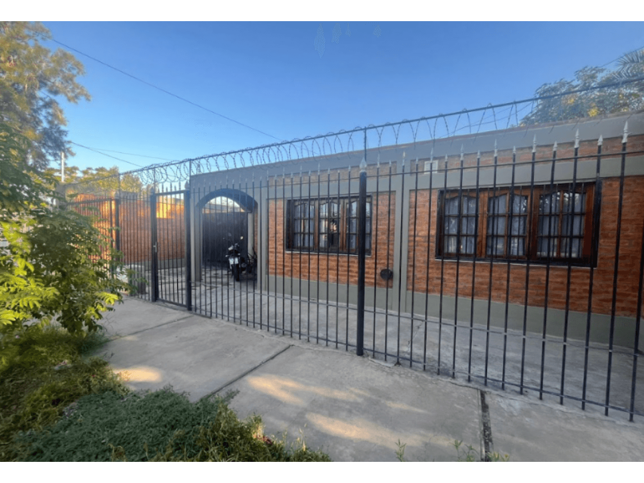 Venta Casa 2 Dormitorios Con Departamento Interno