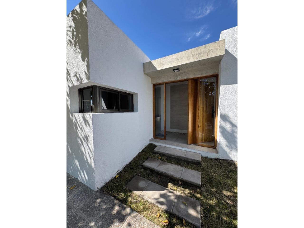 Venta Casa A Estrenar 3 Dormitorios 3 Baños Quincho Fondo Cochera Santa María De Oro A Una Cuadra De Av. Libertador