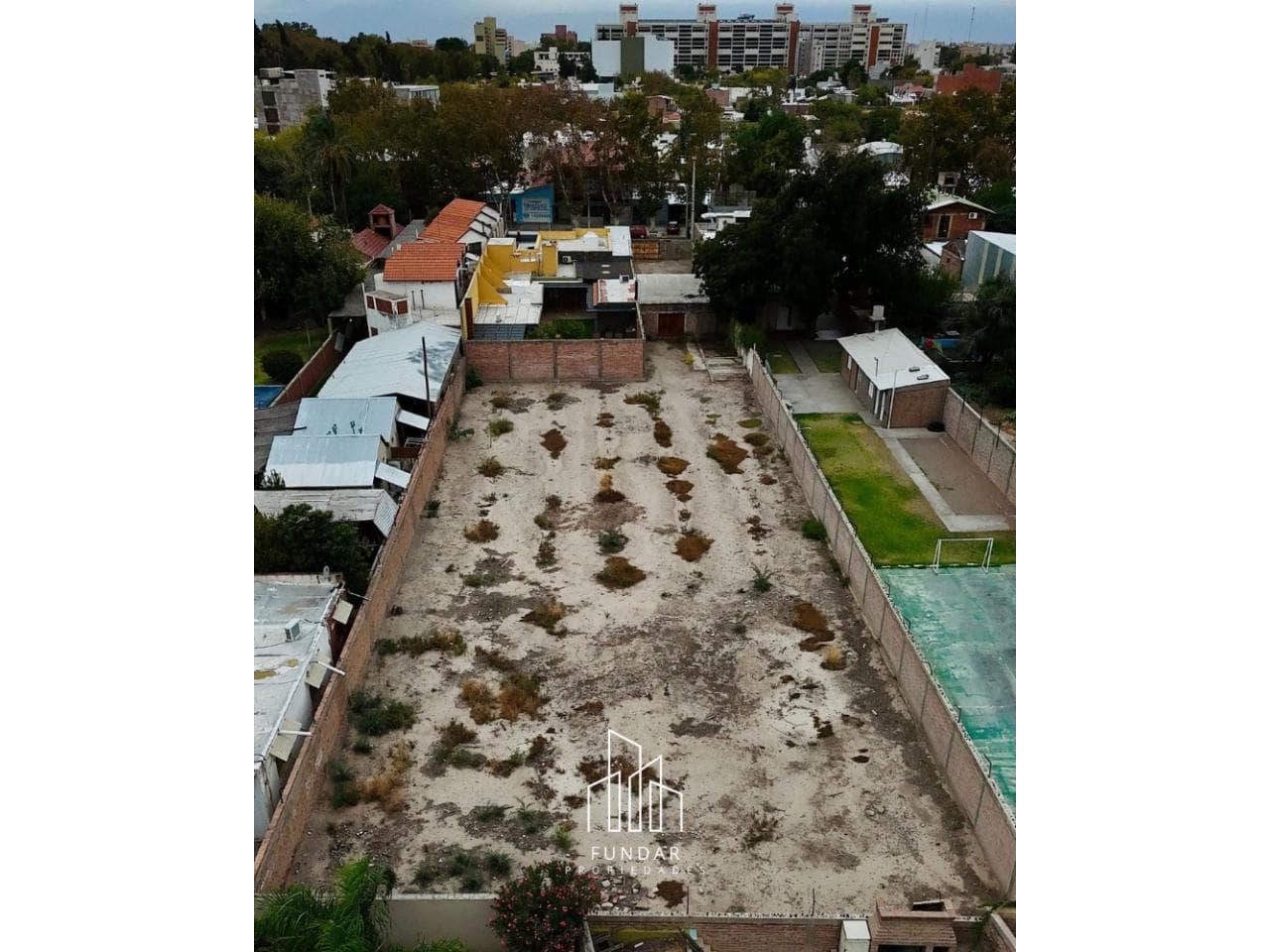 🏢 Venta - Terreno En Punto Estratégico  Av. Urquiza, Capital 🏢
