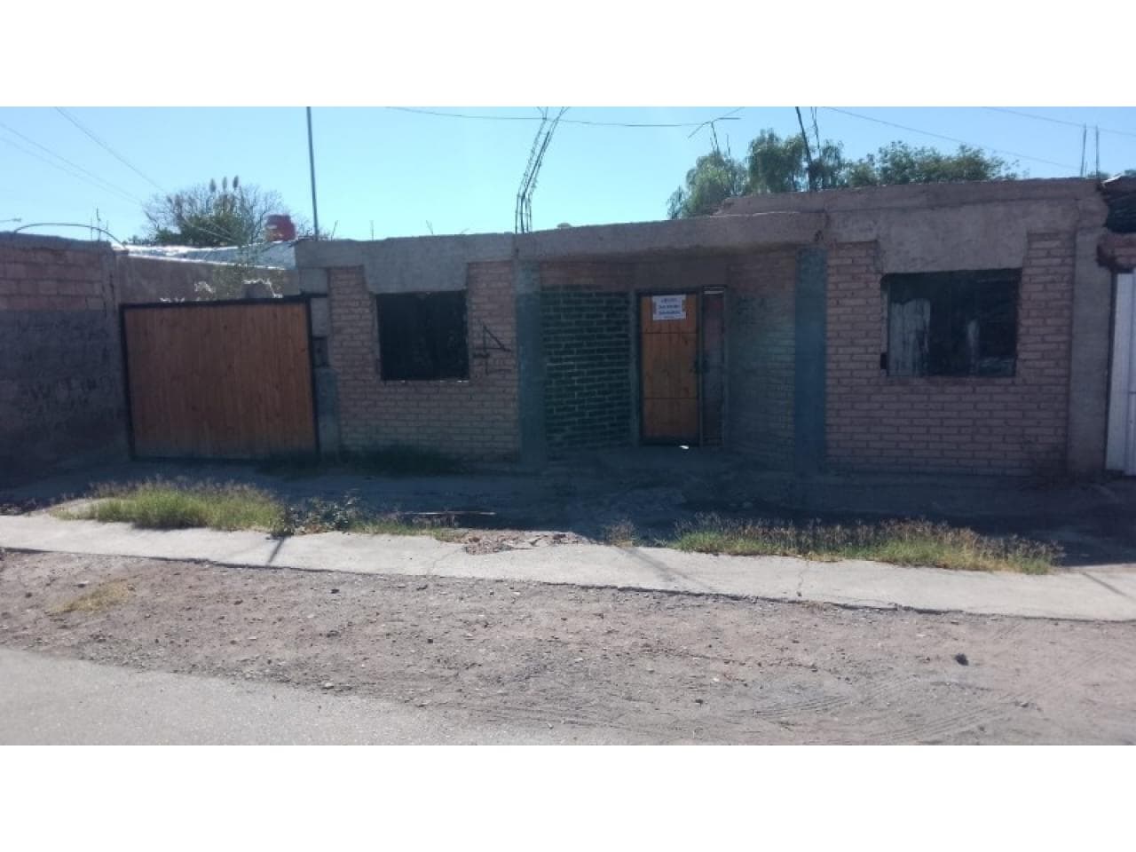 Lote 400 Mts Capital Con Gran Construcción A Terminar