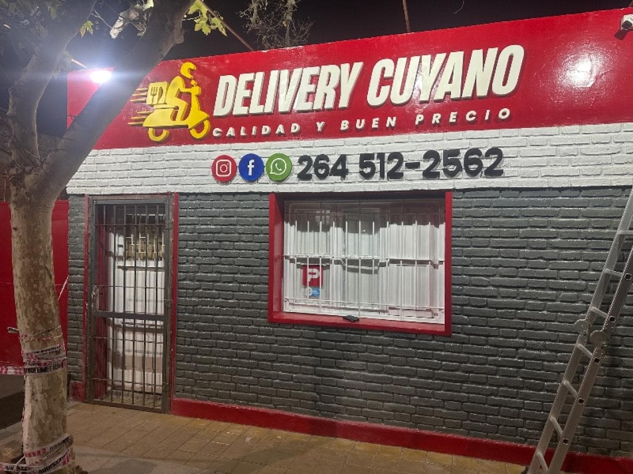 Líquido Llave De Negocio A Estrenar Por No Poder A Tender Por Falta De Tiempos