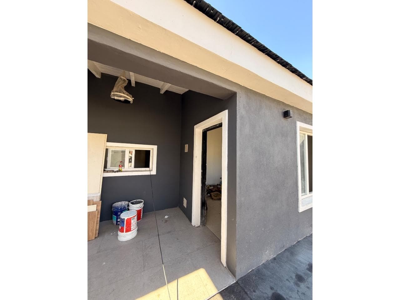 Venta Casa Excelente Ubicación Calle Mariano Moreno - 3 Dormitorios - 2 Baños - Patio Con Piscina -