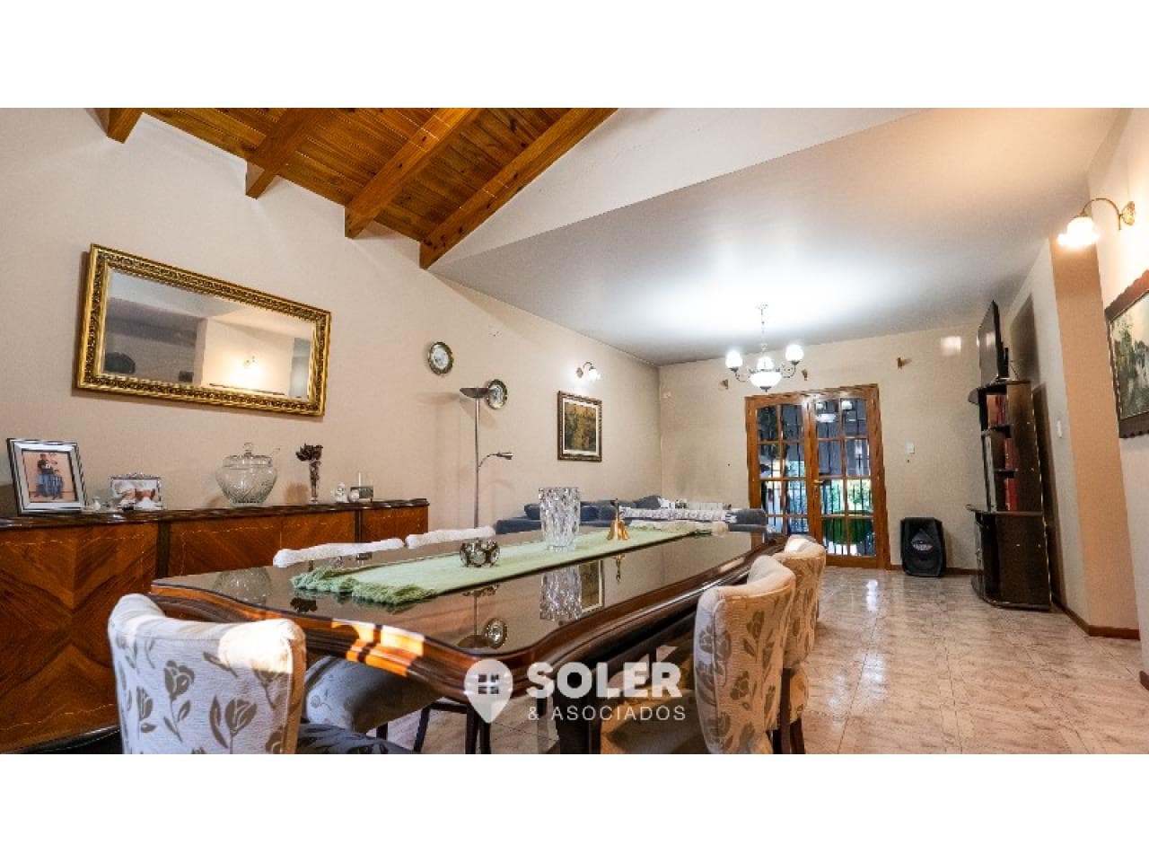 Venta De Casa 3 Dormitorios En Capital. Barrio El Remanso