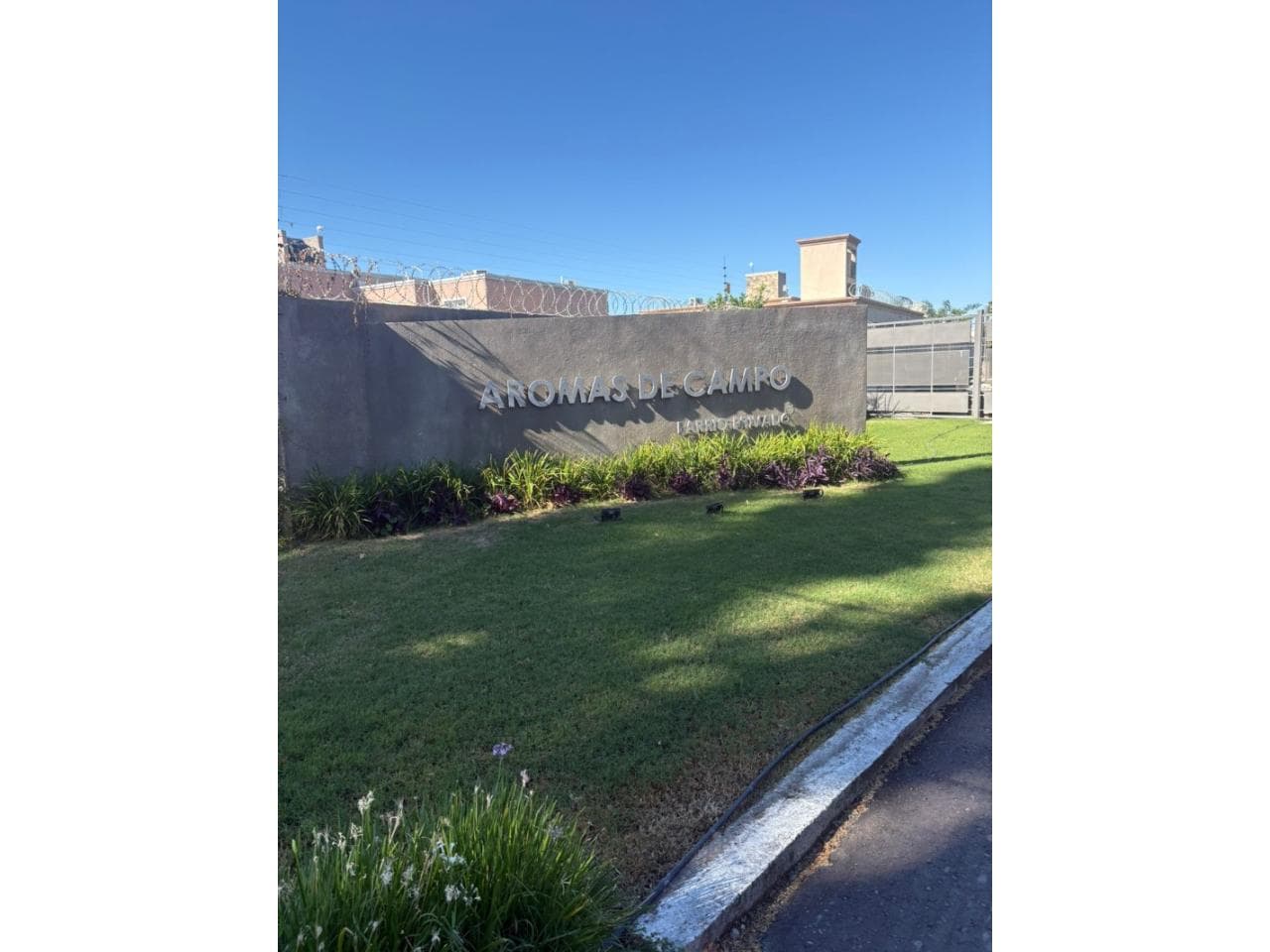 Lote En Venta- Barrio Aromas De Campo - Santa Lucia