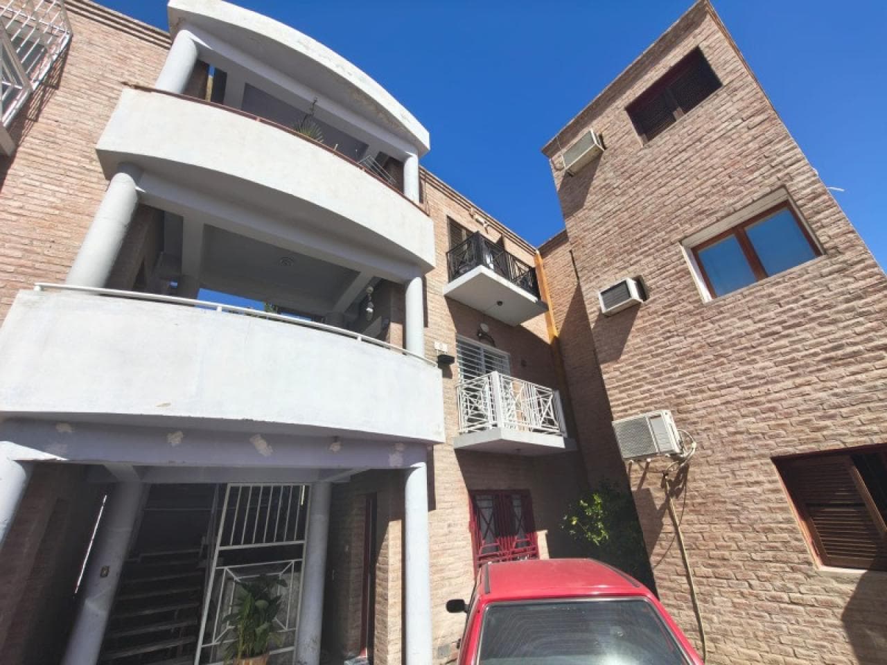 🔶 Habitar Venta 🔶 Departamento Capital - Edificio Manantiales. Entre Ríos 755(s), Pasando Brasil.