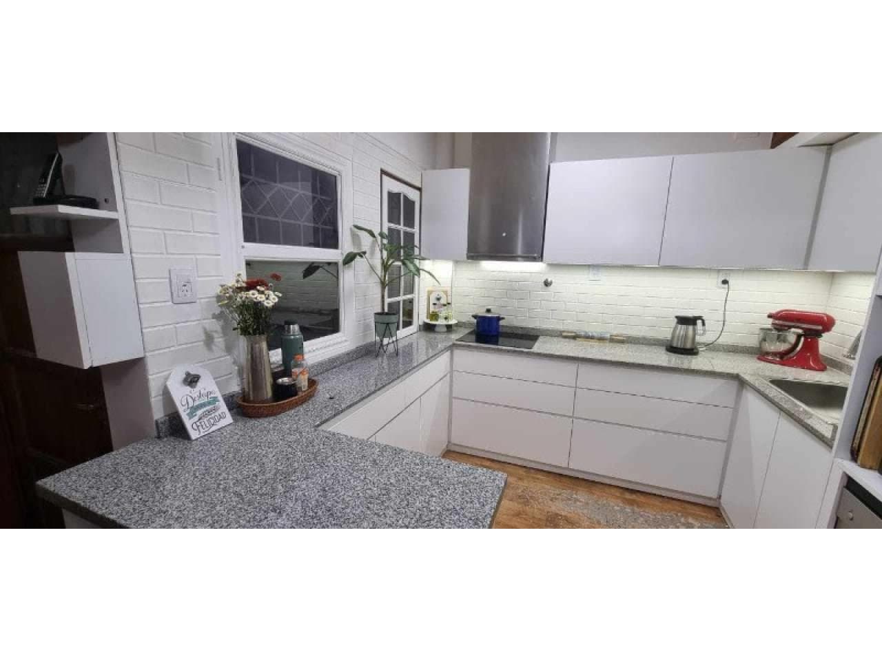 Venta. Departamento Con Quincho