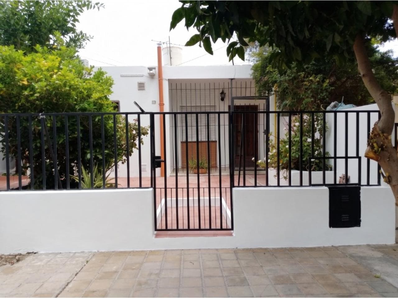 Venta Casa, 3 Dormitorios, Cochera, Galeria, Sala De Estudio - Bº A.t.s.a. Rivadavia