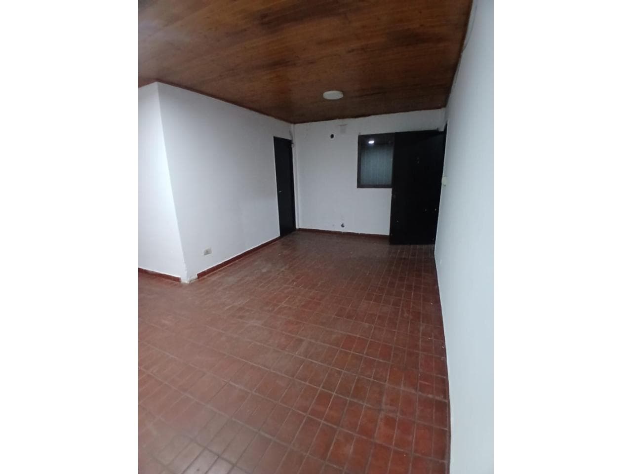 Venta Departamento De 2 Dormitorios En Cosorcio Los Viñateros Sobre Balaguer Antes De Av. Libertador. Sta Lucia