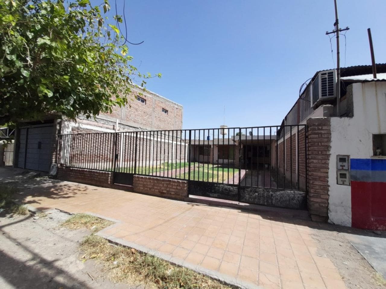 Venta - Casa 3 Dormitorios - Capital