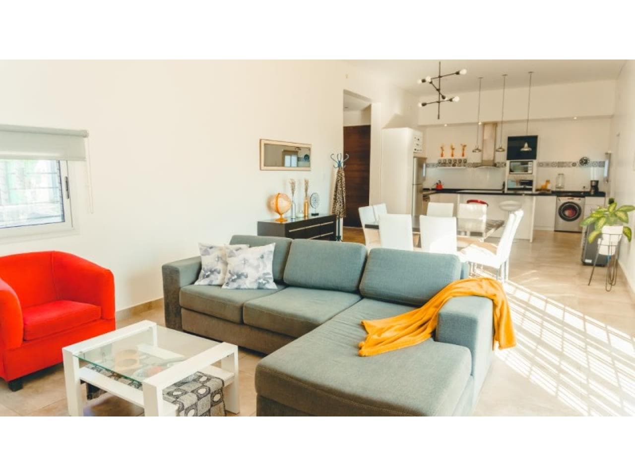 Venta Casa Esquina Nueva 6 Años De Construida, Con Piscina Y Terreno De 500 Metros O Mas. Capital