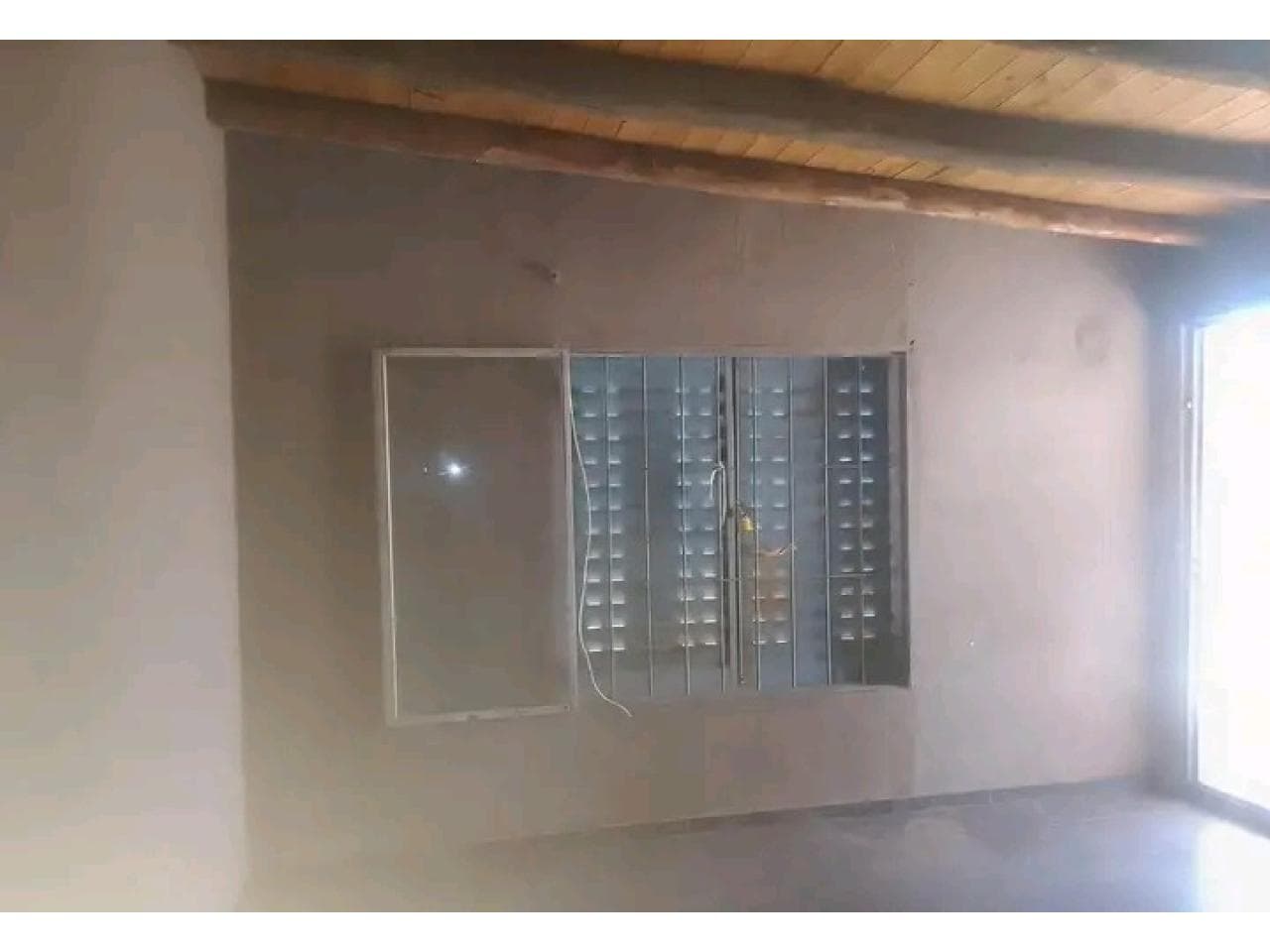 Venta Casa Con Lote Privado Todo Cerrado. Chimbas