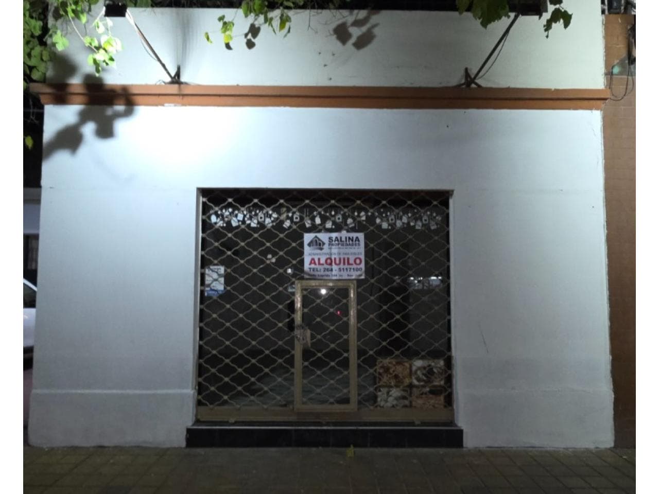 Alquiler Salon Salina Propiedades (martillero Publico Y Corredor Inmobiliario) Capital