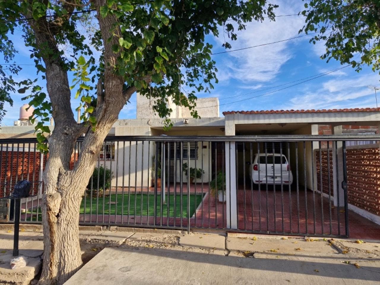 Venta Casa Barrio Foeva 4 Habitaciones 2 Baños