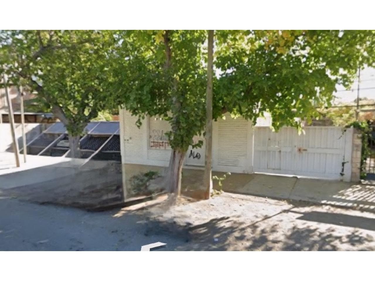 Venta. Lote De 535m² Con Salon Comercial Y Casa