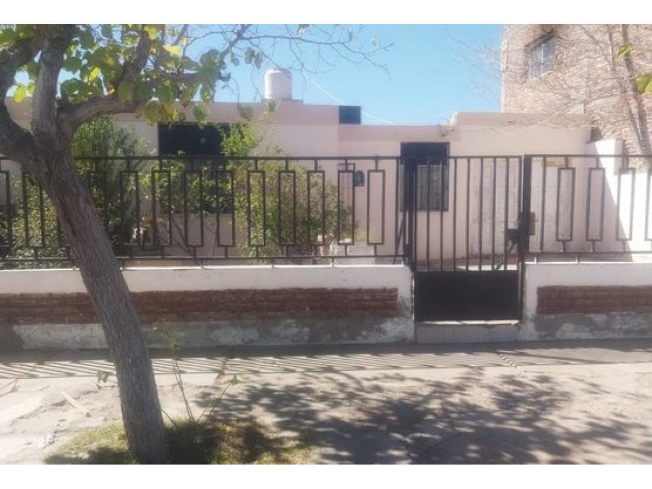 Venta Casa De 3 Habitaciones. B° Santa Cruz, Chimbas. Mls#420981171-11