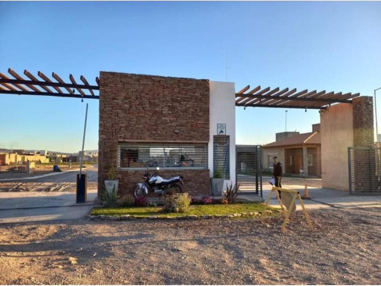 Venta Lote 250m En Barrio Privado Las Lajas 2