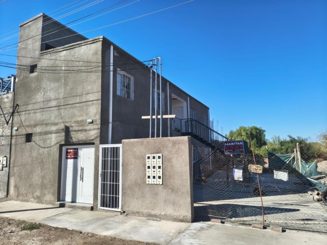 🔶 Habitar Alquiler 🔶 Departamento Chimbas - Zona Benavidez Y Cipolletti. Sto Cabral 157(n). 1 Dorm.
