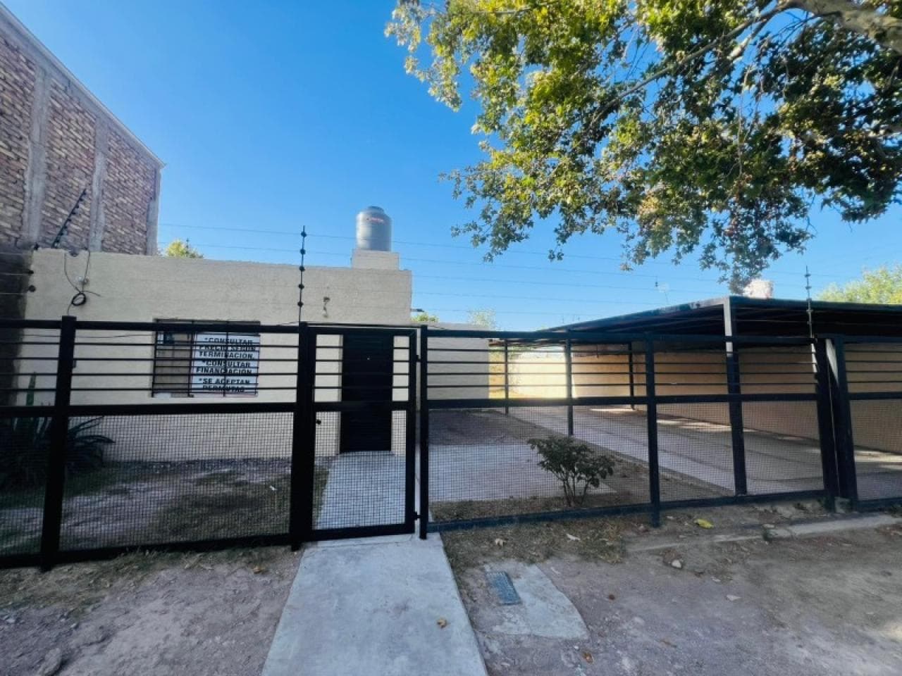 Vendo Casa A Estrenar Rivadavia 1 Dormitorio Pileta Nueva Cochera Amplia