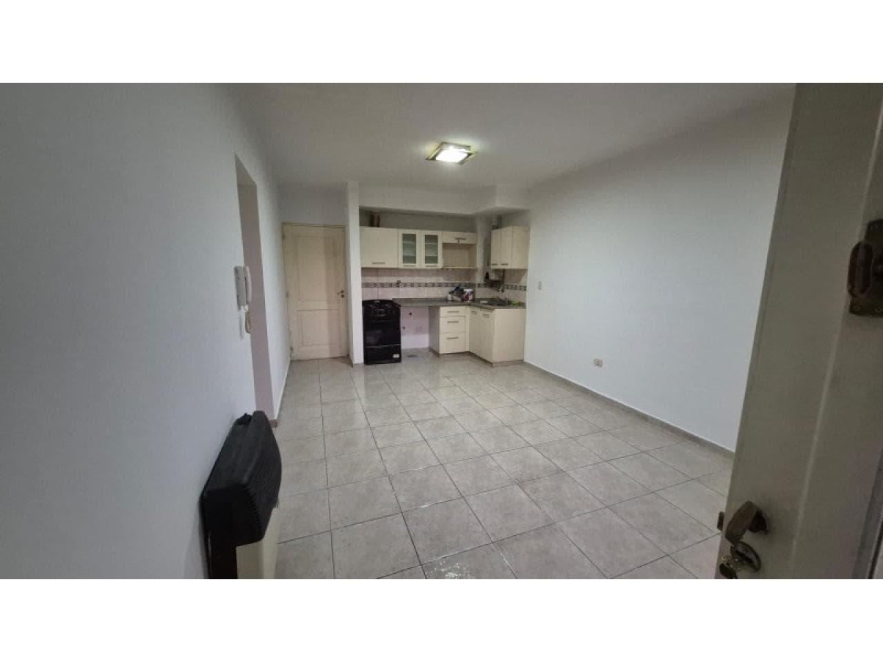 Alquiler De Departamento. Rivadavia