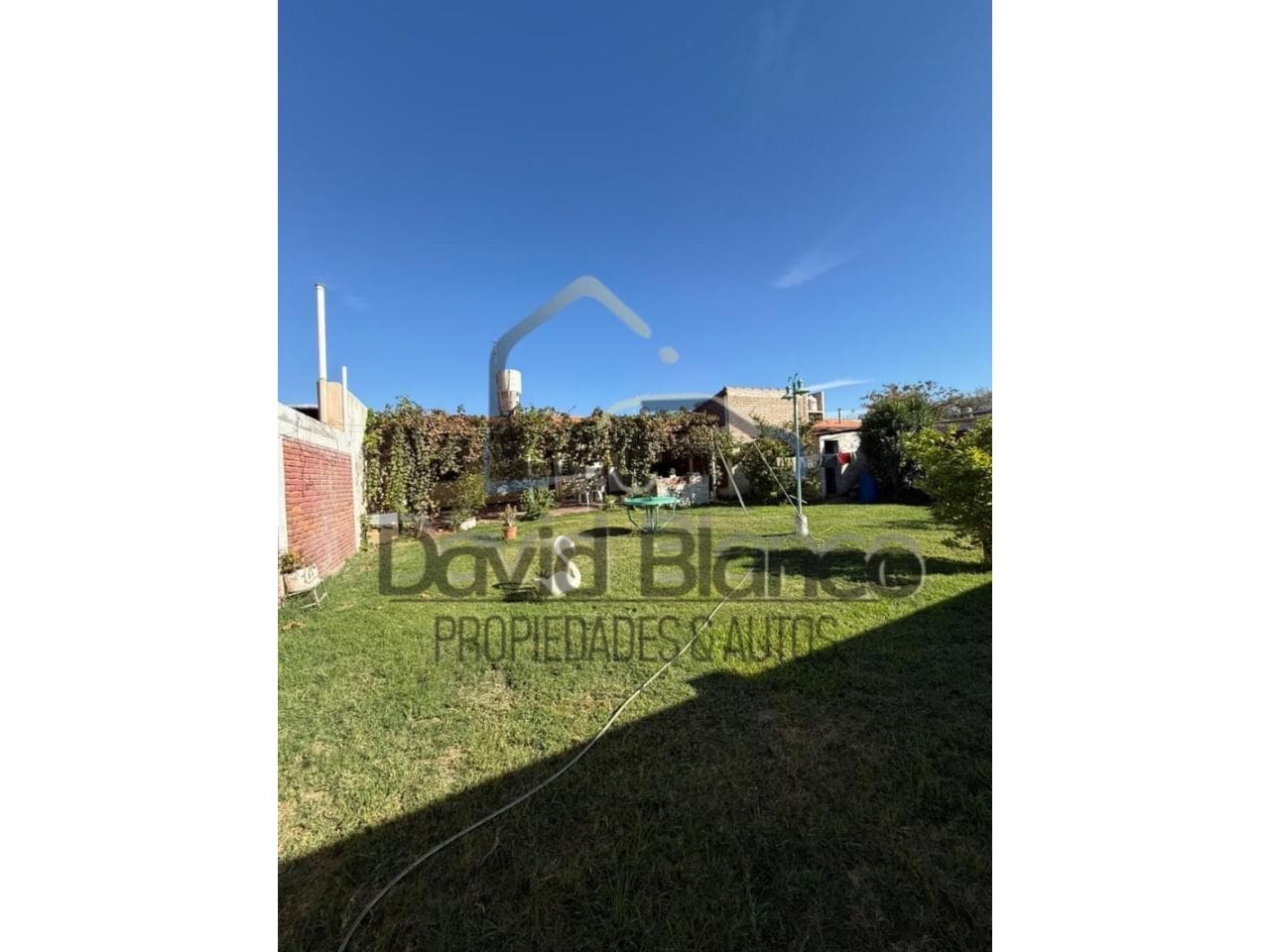 Venta, Casa. Barrio Clemente Sarmiento Rawson. Tel: 264-6205725