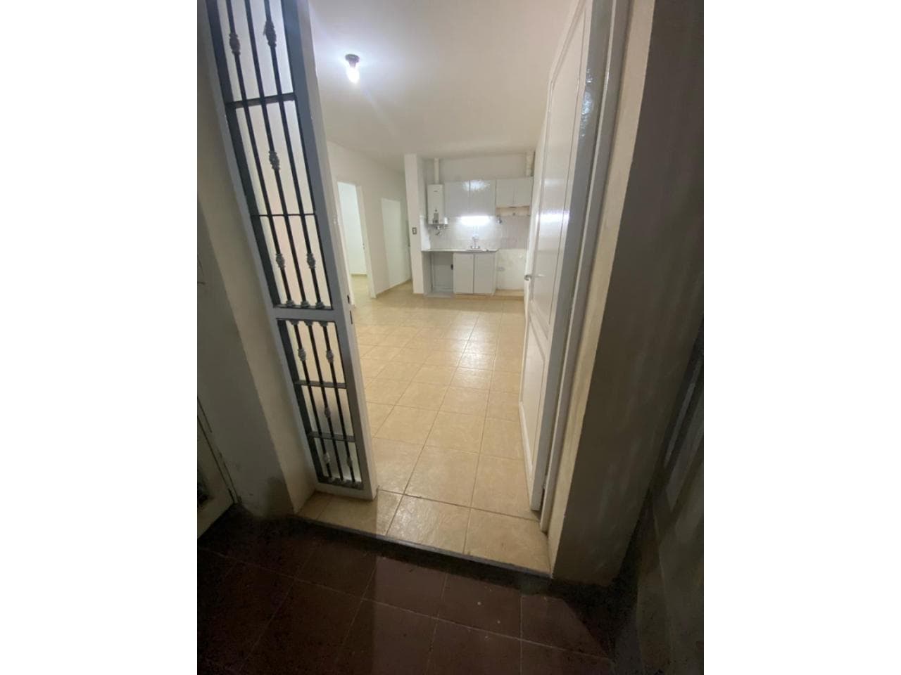 Alquiler Departamento Planta Baja - 2 Dormitorios En Capital