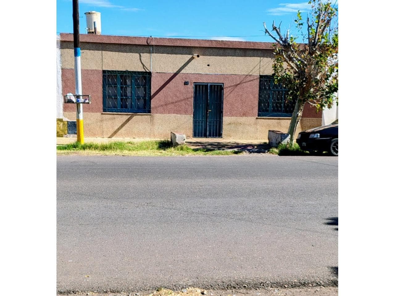 Venta. Casa En Villa Las Rosas, Rawson  Casa A Refaccionar  Precio De Terreno. Dueño Directo