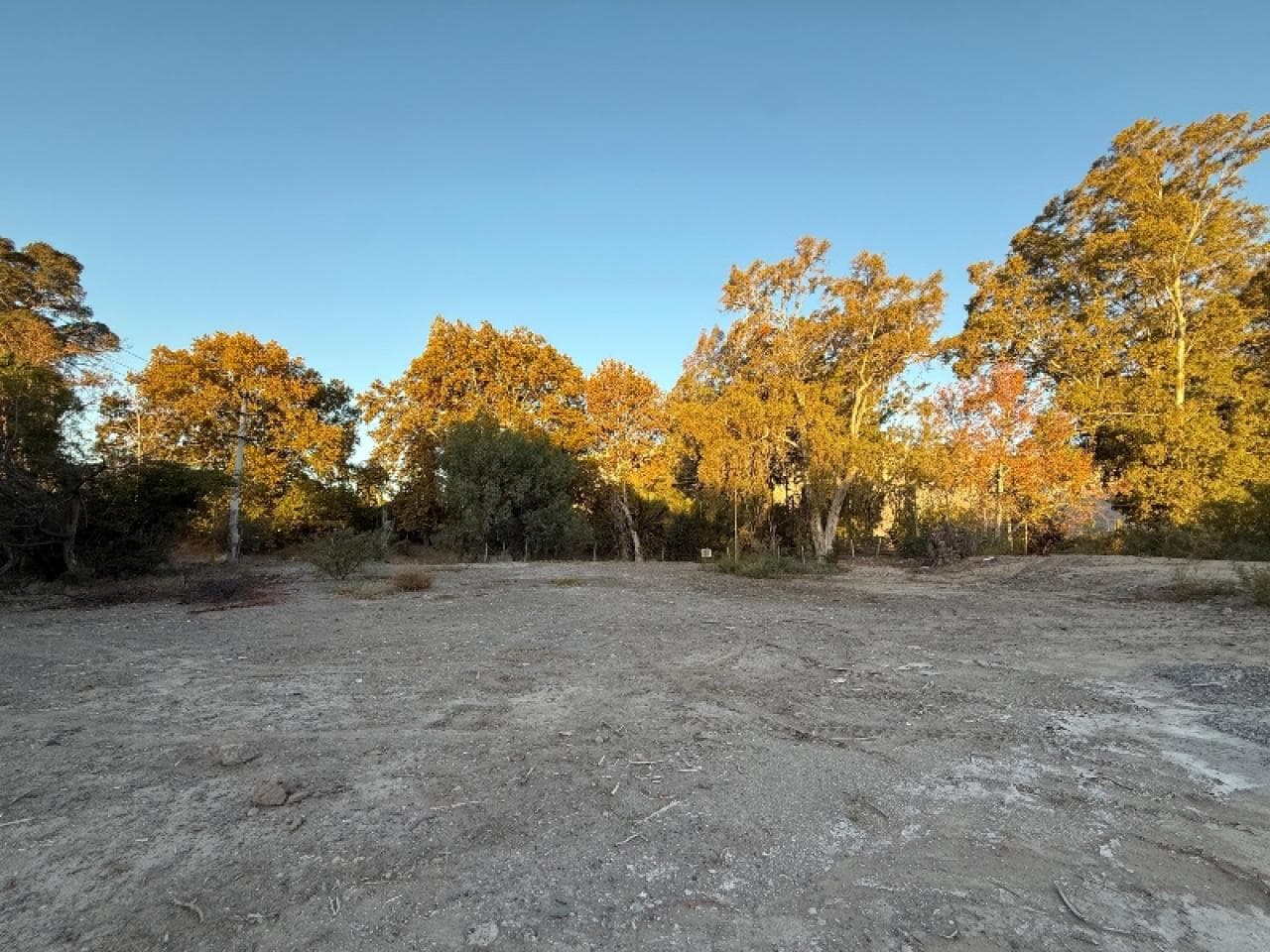 Venta - Terreno 1800m2,  Laprida Esquina 9 De Julio - Zonda